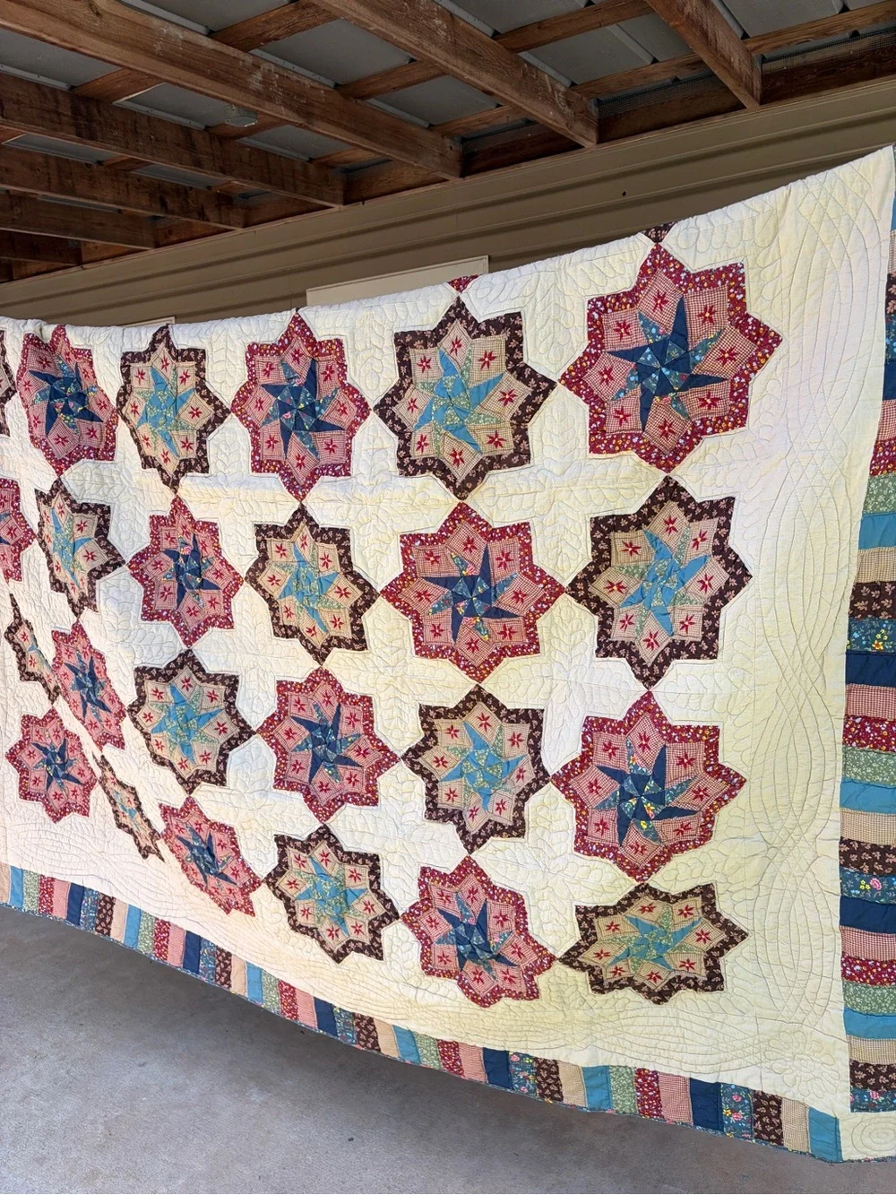 Vintage Pinewheel Star Quilt, 1980s Patchwork Quilt, 84x86”